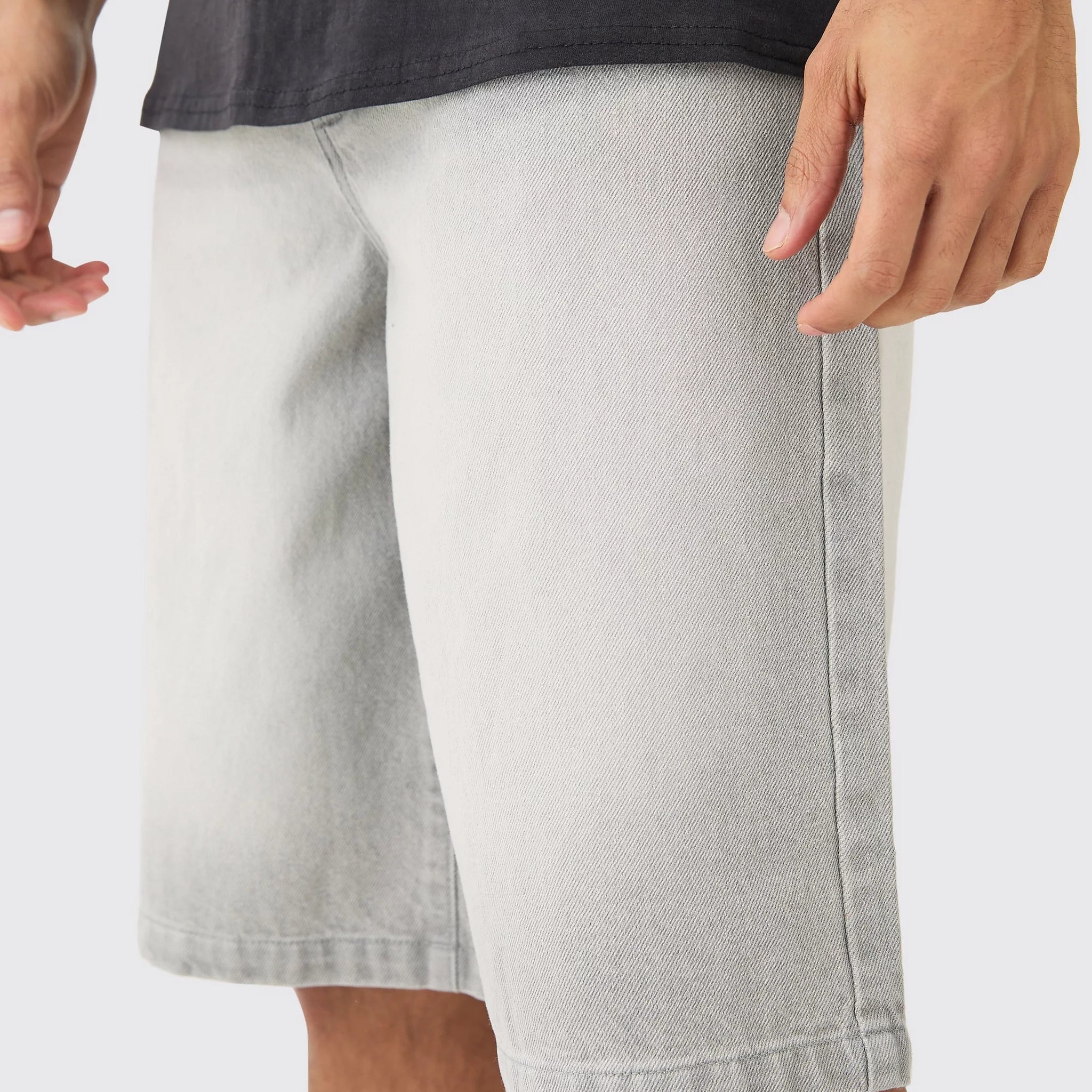 DENIM JORTS IN LIGHT GREY